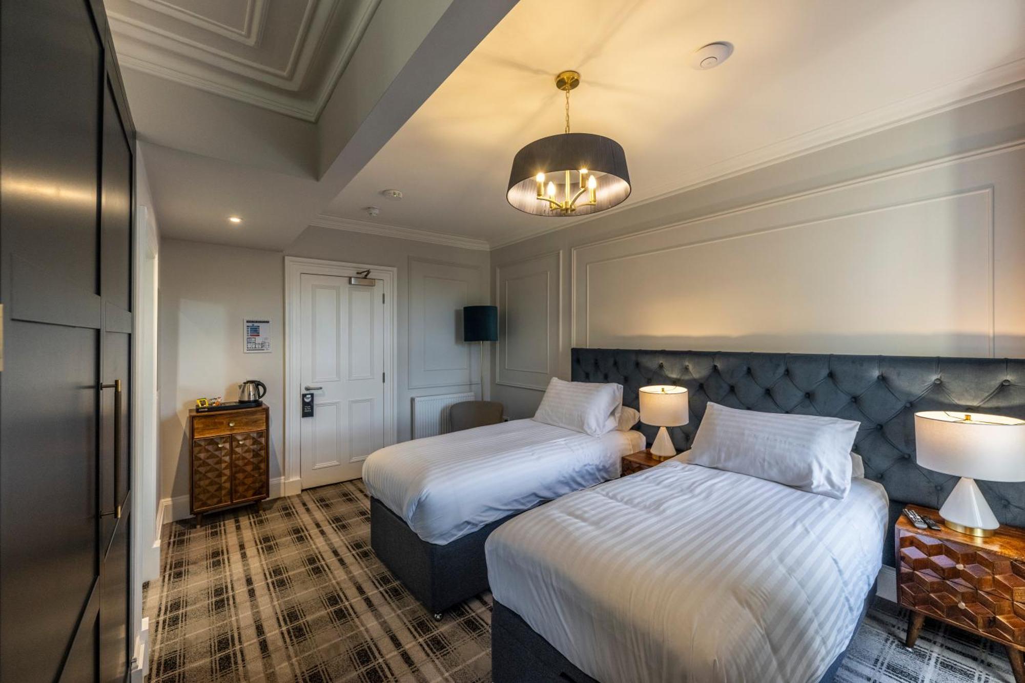 Udny Arms Hotel Newburgh  ภายนอก รูปภาพ